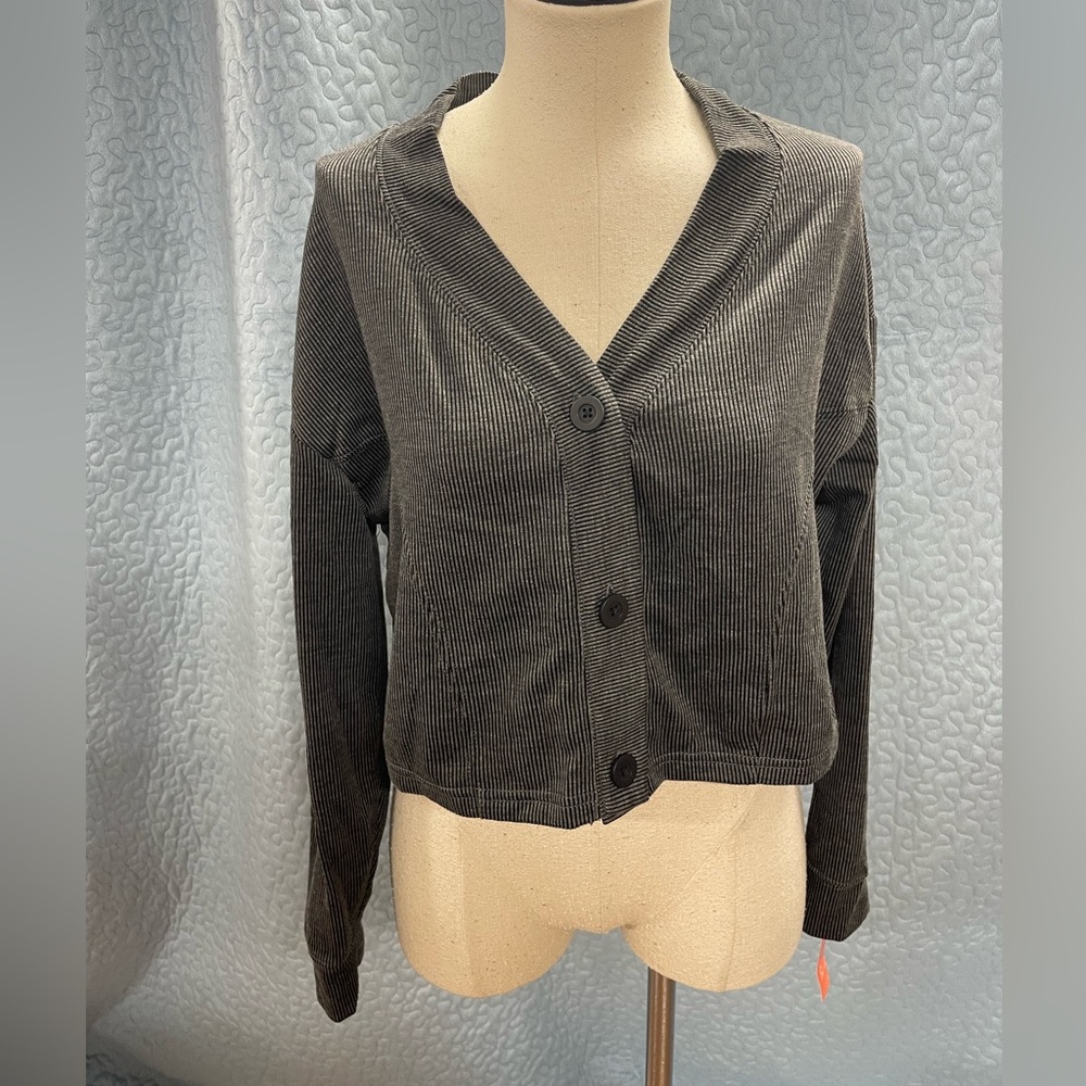 Cardigan sweater